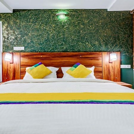 Itsy Hotels Dew Dreams Kochi Exterior photo